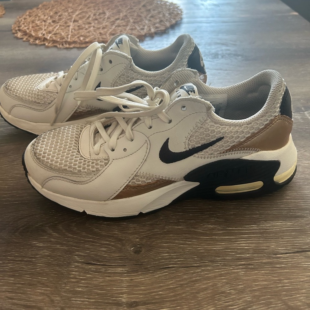 Nike Cream and Brown Sneakers with Black Accents